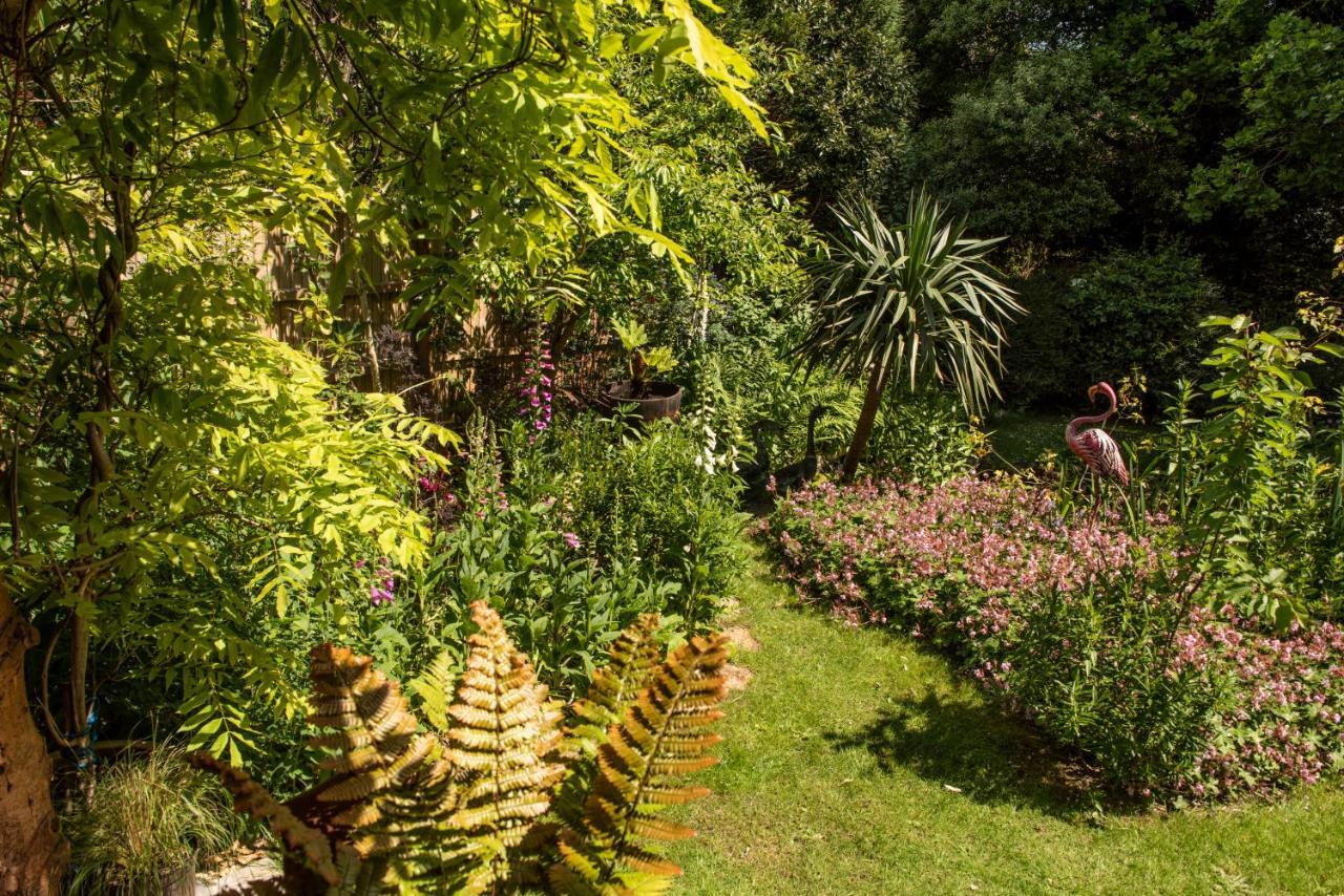 Ward Avenue B&B Cowes  Kültér fotó