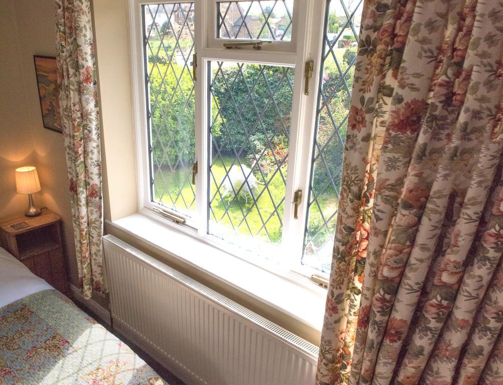 Ward Avenue B&B Cowes  Szoba fotó